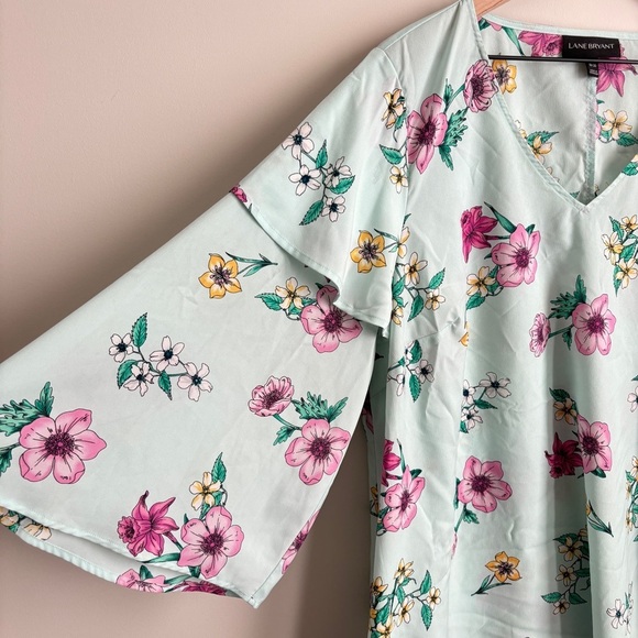 Lane Bryant Blue Floral Ruffle Sleeve V-Neck Blouse Top Size 18/20 - Picture 3 of 7